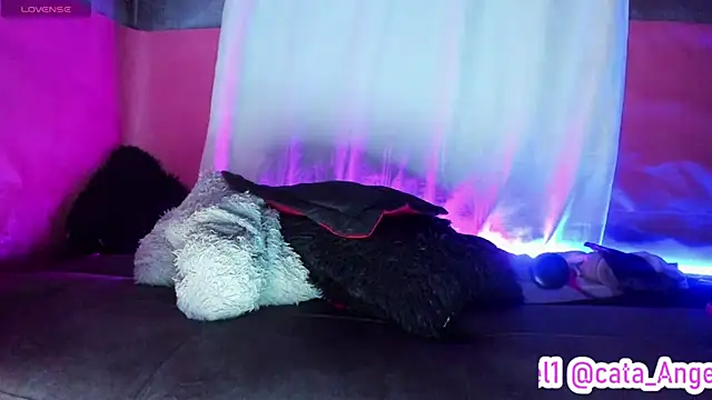 Cata-angel online show from 7, 2, 2025