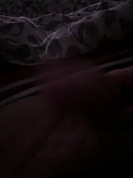 ouiiii27 online show from 22, 3, 2025