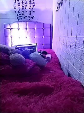 Yaz Moon online show from 3, 12, 2025