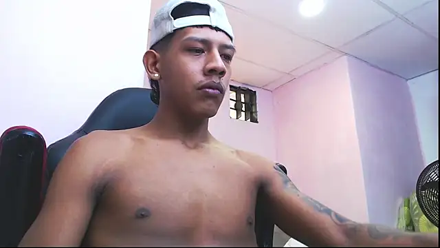 mr stiven  online show from 5, 1, 2025