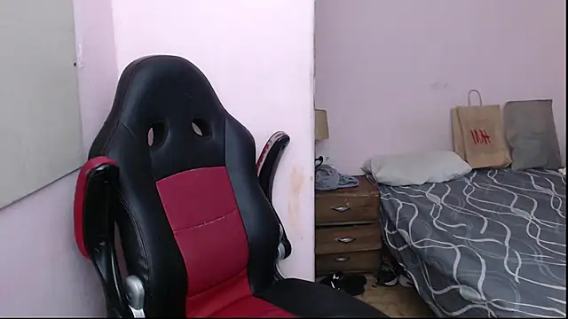 mr stiven  online show from 9, 1, 2025