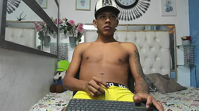 mr stiven  online show from 10, 1, 2025