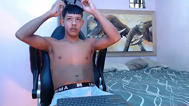 mr stiven  online show from 3, 3, 2025