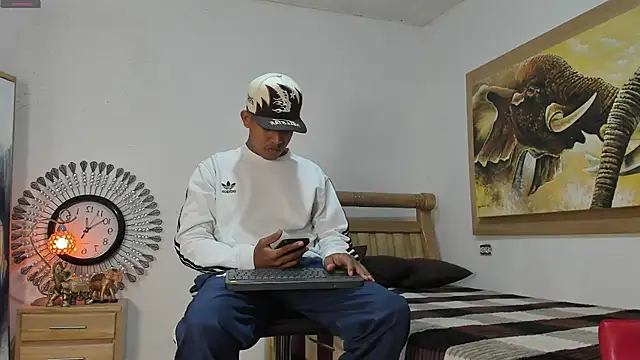 mr stiven  online show from 2, 5, 2026