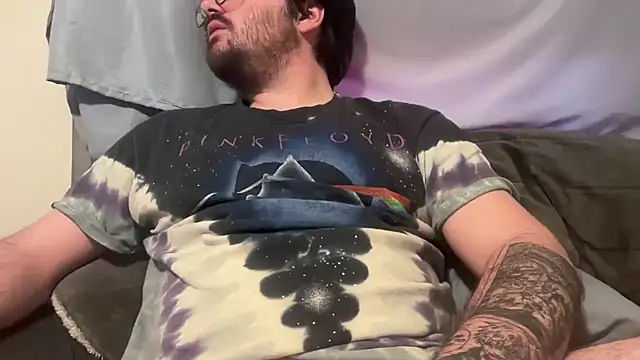 underthesun16 online show from 21, 4, 2026