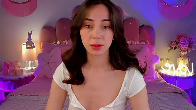 ElsaYoung online show from 3, 5, 2026