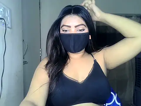 Snapshot of ishi_Beauty chatting on 26, 6, 2026 ishi Beauty online show from 26, 6, 2026