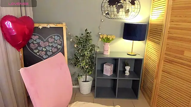 SallyFishery online show from 26, 2, 2025
