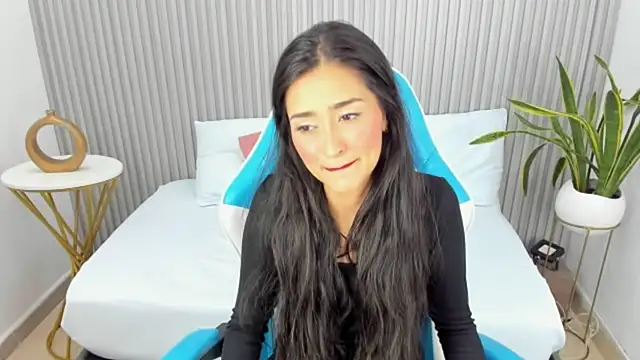 Snapshot of noaah_smith_ chatting on 1, 3, 2025 noaah smith online show from 1, 3, 2025