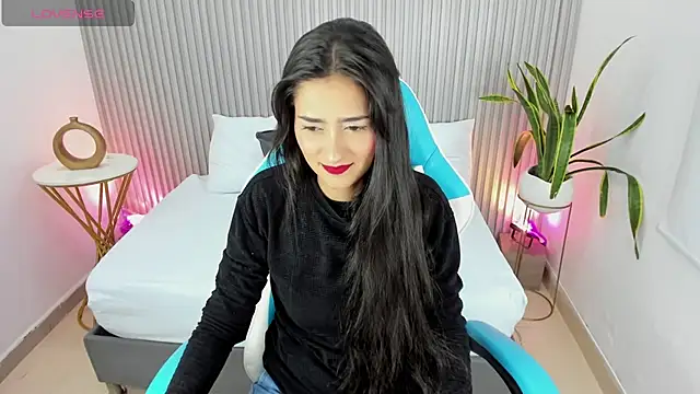 Snapshot of noaah_smith_ chatting on 6, 3, 2025 noaah smith online show from 6, 3, 2025