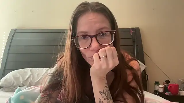 Snapshot of yourstrulylivy69 chatting on 11, 1, 2025 yourstrulylivy69 online show from 11, 1, 2025