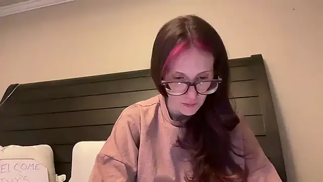Snapshot of yourstrulylivy69 chatting on 7, 3, 2025 yourstrulylivy69 online show from 7, 3, 2025