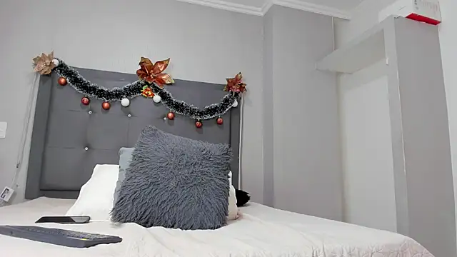 Milaspetite online show from 14, 12, 2024