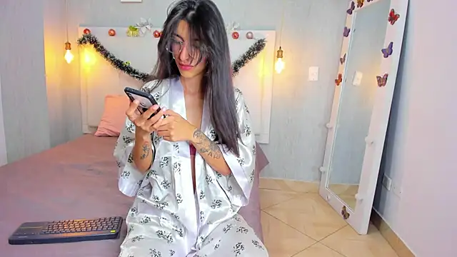 Milaspetite online show from 27, 12, 2024