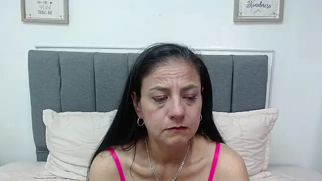 Snapshot of sasi_luna chatting on 28, 1, 2025 sasi luna online show from 28, 1, 2025
