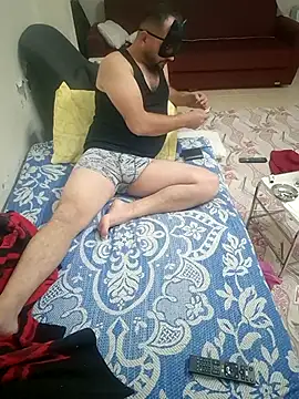 Snapshot of mertBy chatting on 29, 10, 2025 mertBy online show from 29, 10, 2025