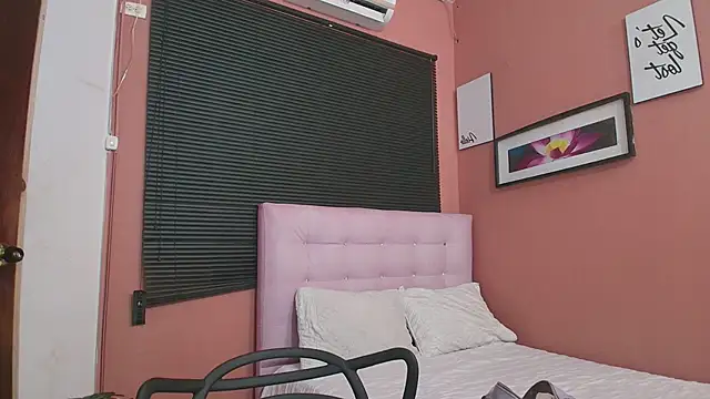 kinkyandsavage online show from 19, 12, 2024