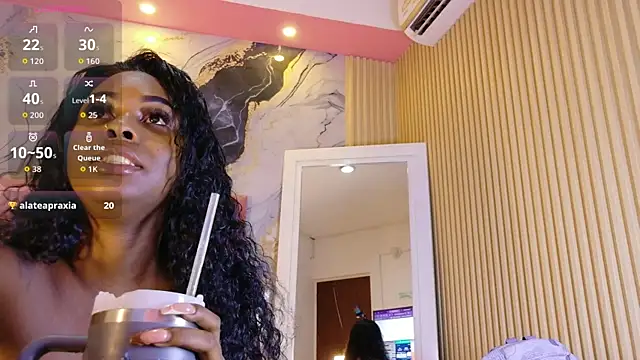 Snapshot of kinkyandsavage chatting on 21, 2, 2026 kinkyandsavage online show from 21, 2, 2026