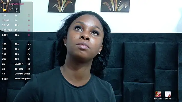 Snapshot of kinkyandsavage chatting on 4, 3, 2026 kinkyandsavage online show from 4, 3, 2026