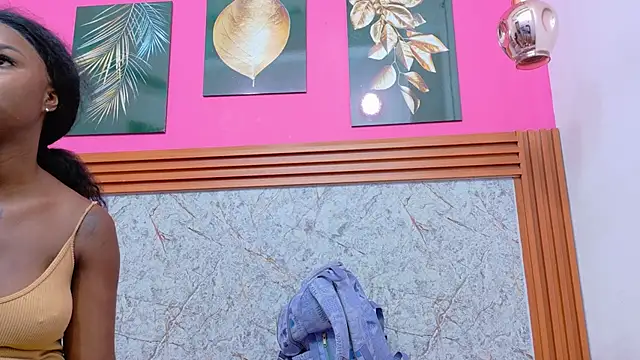 Snapshot of kinkyandsavage chatting on 5, 3, 2026 kinkyandsavage online show from 5, 3, 2026