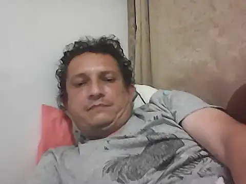 Bombi22 online show from 10, 10, 2025