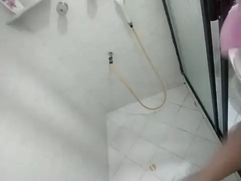 Bombi22 online show from 12, 11, 2025