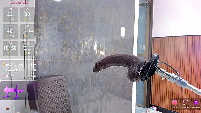 Snapshot of violett_collins_ chatting on 29, 10, 2025 violett collins online show from 29, 10, 2025