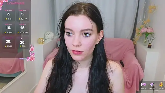 Lana  Cute  online show from 25, 2, 2025