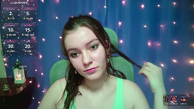 Lana  Cute  online show from 22, 12, 2025