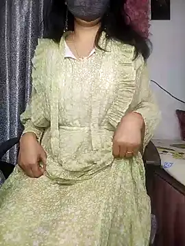 Snapshot of sexy_bhabhi69 chatting on 18, 1, 2025 sexy bhabhi69 online show from 18, 1, 2025
