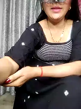 Snapshot of sexy_bhabhi69 chatting on 19, 1, 2025 sexy bhabhi69 online show from 19, 1, 2025