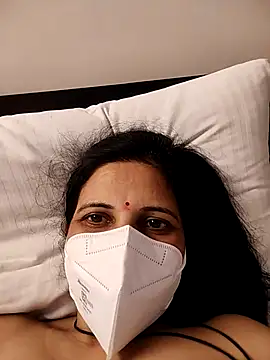 Snapshot of sexy_bhabhi69 chatting on 21, 12, 2025 sexy bhabhi69 online show from 21, 12, 2025