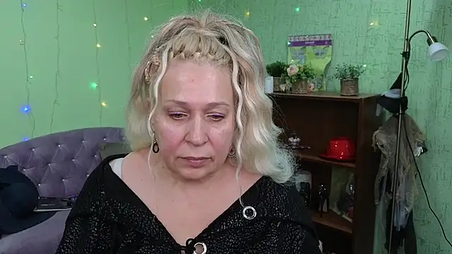 Penelope Pinky online show from 30, 12, 2024