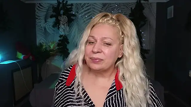 Penelope Pinky online show from 5, 1, 2025