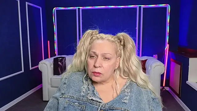 Penelope Pinky online show from 7, 1, 2025