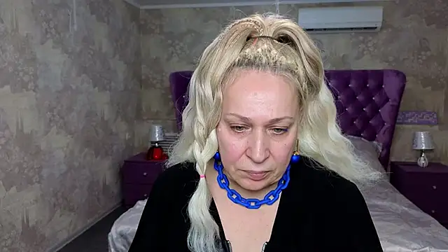 Penelope Pinky online show from 31, 1, 2025