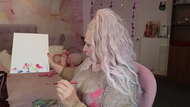 Penelope Pinky online show from 13, 3, 2025