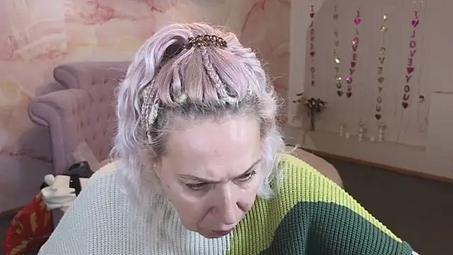 Penelope Pinky online show from 31, 10, 2025