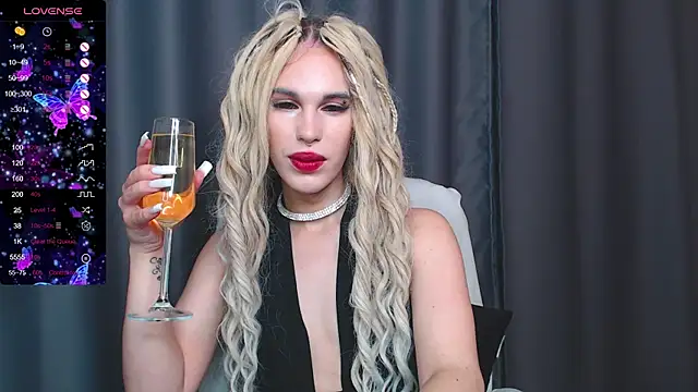 Cassie Bae online show from 1, 1, 2025