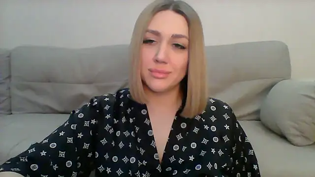 VickyLove047 online show from 4, 1, 2025