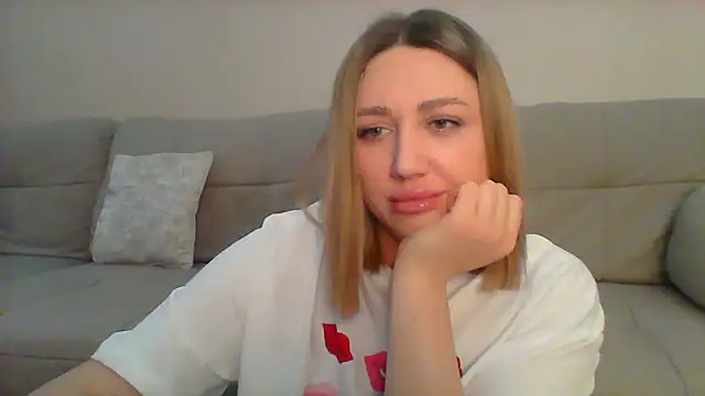 VickyLove047 online show from 4, 3, 2025