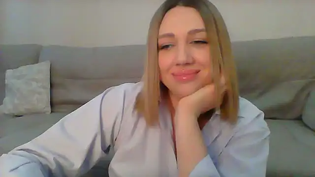 VickyLove047 online show from 20, 3, 2025
