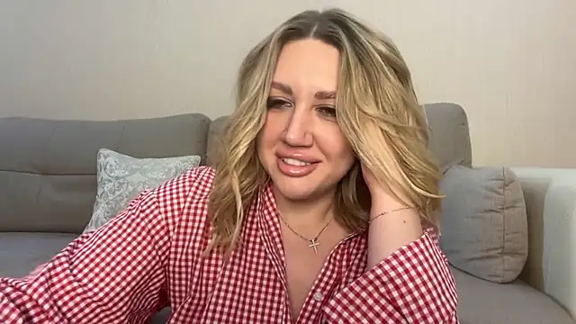 Snapshot of VickyLove047 chatting on 9, 10, 2025 VickyLove047 online show from 9, 10, 2025