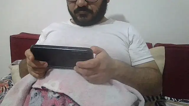 UrfavSlaveBitch online show from 9, 3, 2026