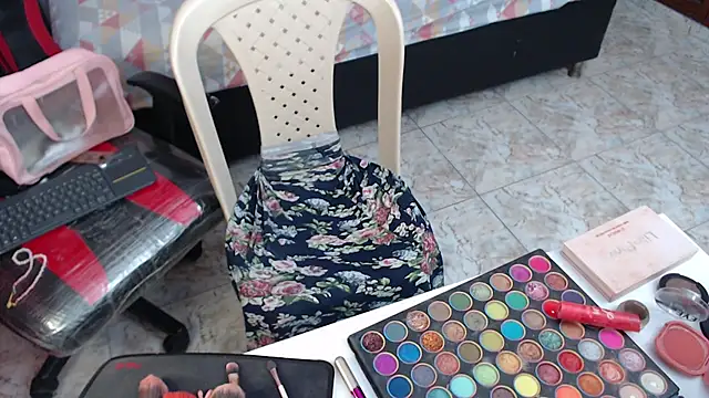 Snapshot of CassandraBaby_ chatting on 28, 1, 2025 CassandraBaby online show from 28, 1, 2025