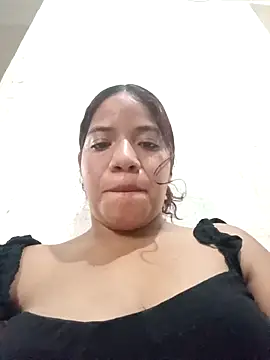 Kelsie Williams online show from 12, 3, 2026