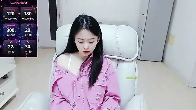 Snapshot of CN-Babycat chatting on 27, 2, 2025 CN-Babycat online show from 27, 2, 2025