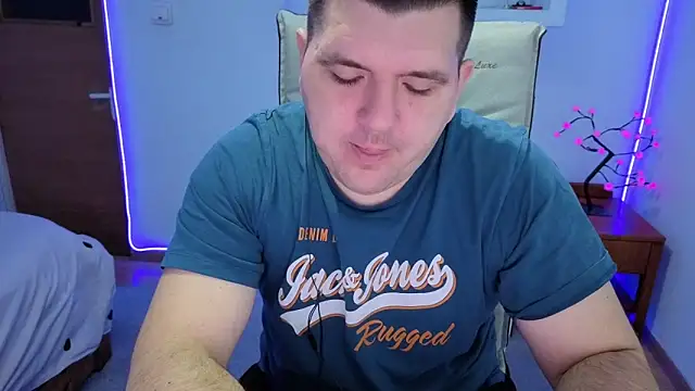 Snapshot of JasonJacks chatting on 17, 10, 2025 JasonJacks online show from 17, 10, 2025