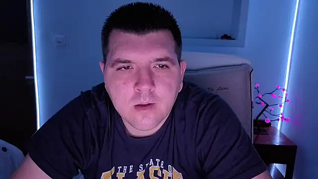 Snapshot of JasonJacks chatting on 23, 10, 2025 JasonJacks online show from 23, 10, 2025