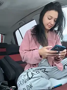 JulliaVegas online show from 7, 1, 2025